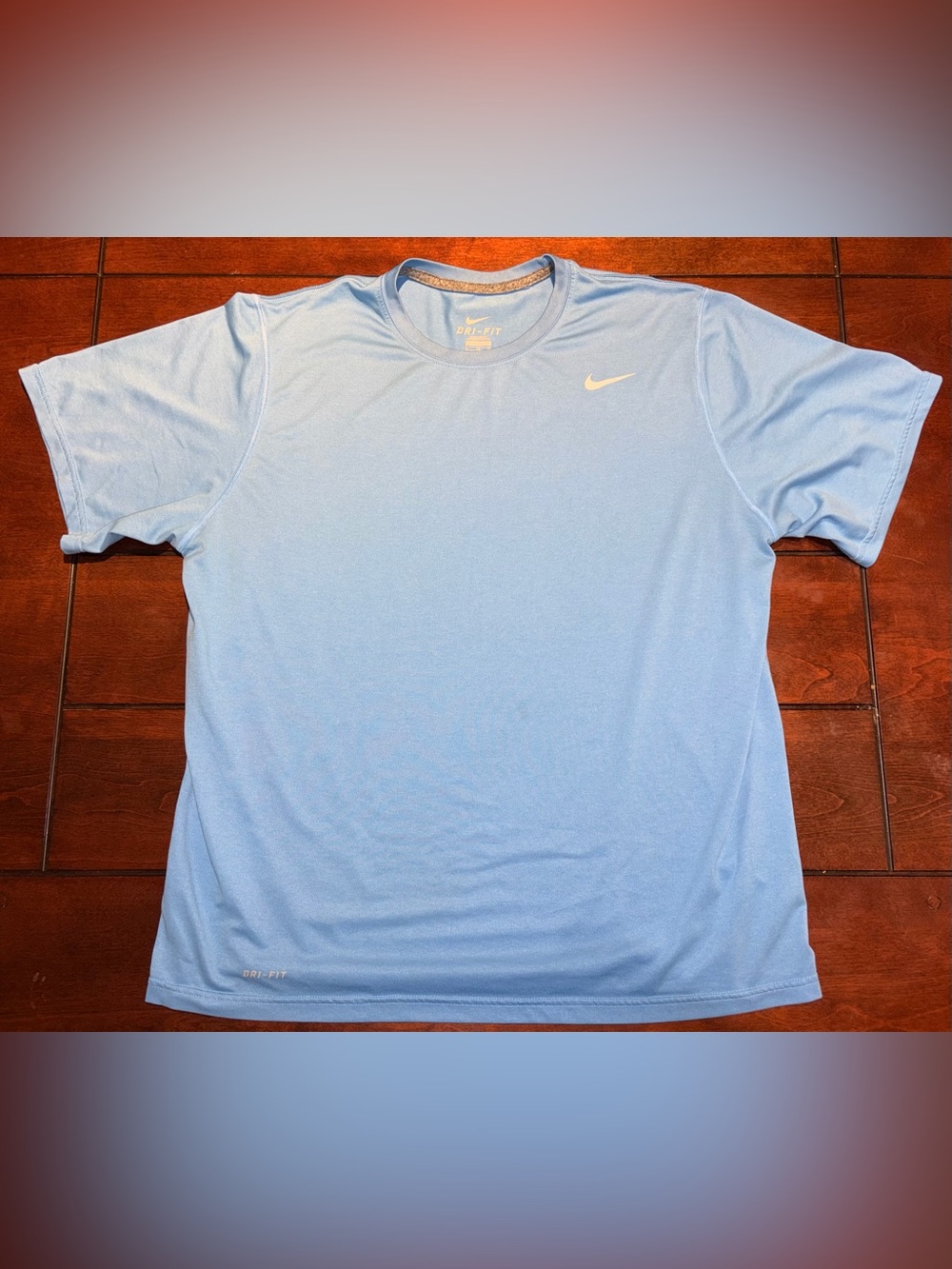 Nike Men’s Dri-FIT Short Sleeve Training T-Shirt Light Blue Size XL